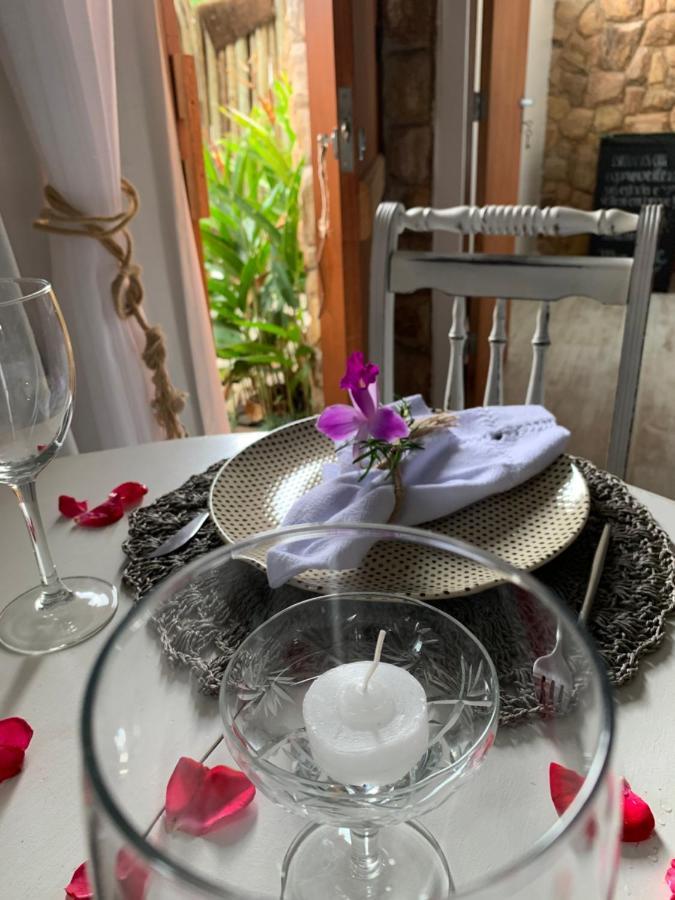 Almas Gemeas Suite Com Cozinha Praia Da Ribeira アングラドスレイス エクステリア 写真
