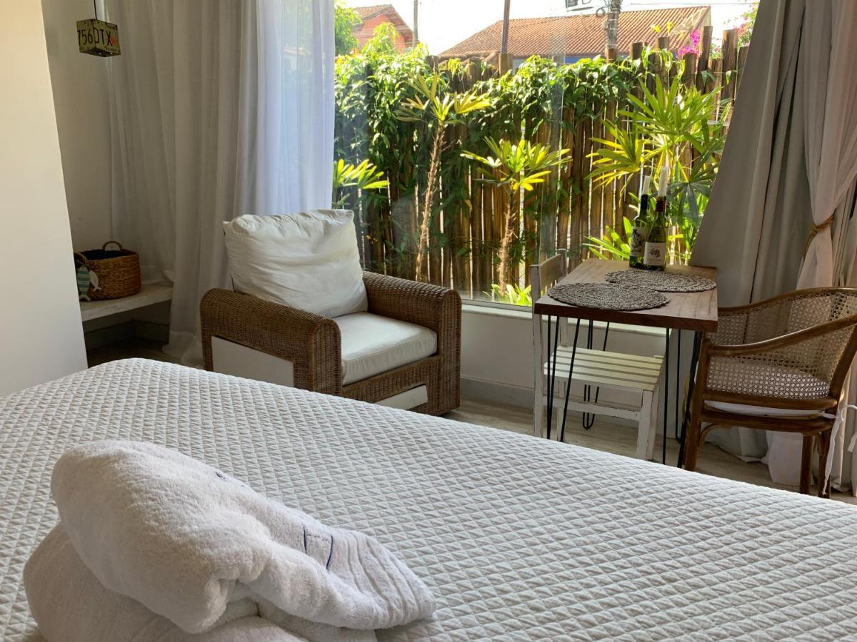 Almas Gemeas Suite Com Cozinha Praia Da Ribeira アングラドスレイス エクステリア 写真